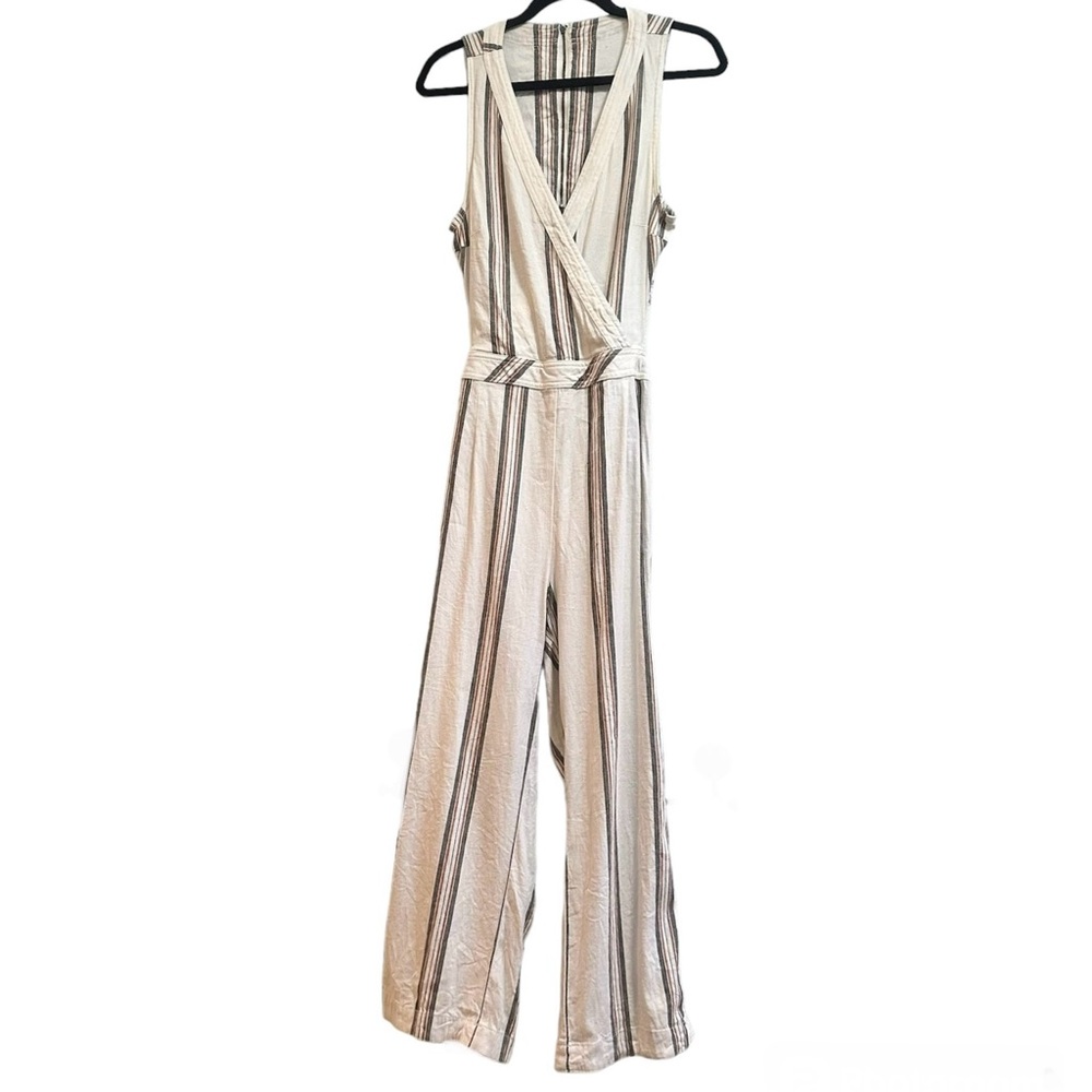 Free People striped linen and cotton blend open back jumpsuit, size 0, fits 6-8 - Picture 2 of 10